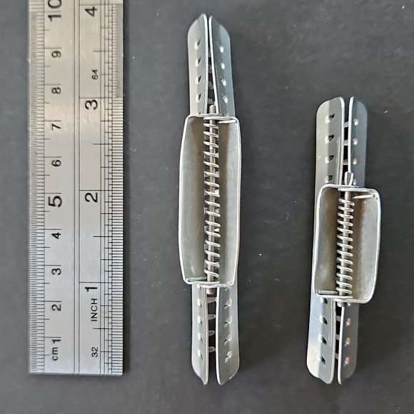 Set of 9 Vintage Hair Wave Clips - Picture 4 of 4